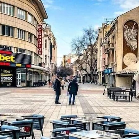 Guest Rooms Super Center Plovdiv Perfect Location 외부 사진