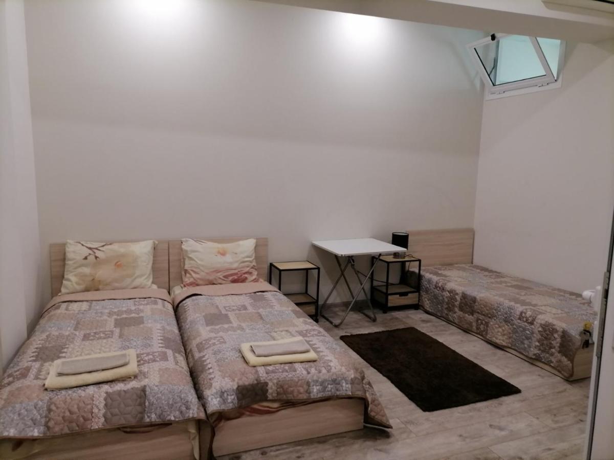 Guest Rooms Super Center Plovdiv Perfect Location 외부 사진