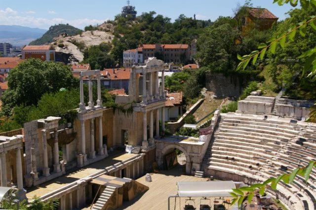 Guest Rooms Super Center Plovdiv Perfect Location 외부 사진