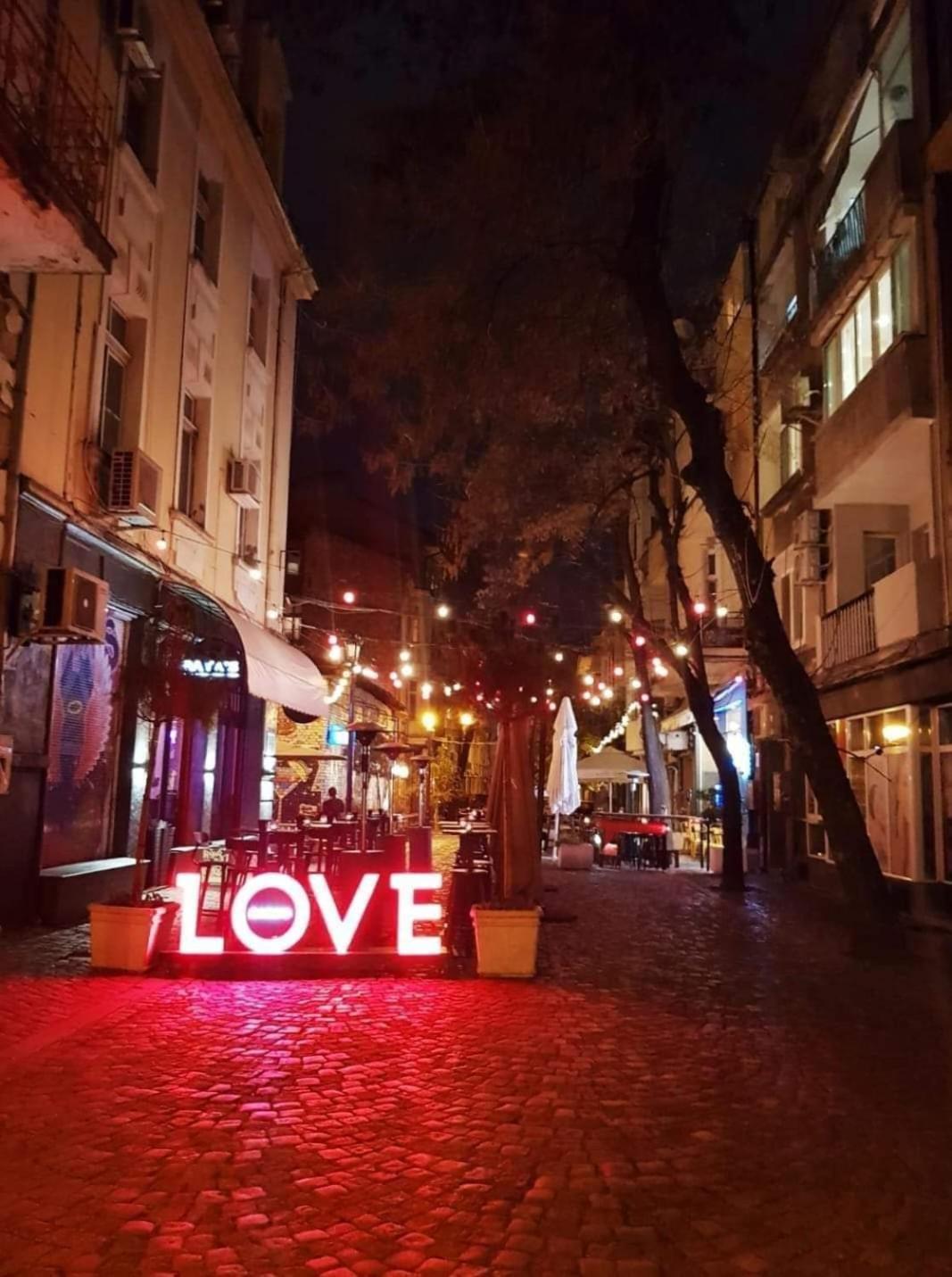 Guest Rooms Super Center Plovdiv Perfect Location 외부 사진